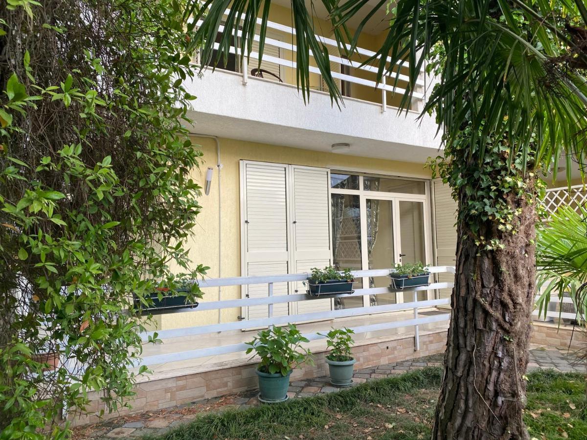 Villa A Cozy Duplex In The Lalzi Bay Durrës Esterno foto